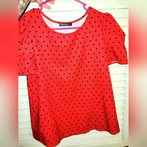 Women's Medium Red and Black Heart Blouse